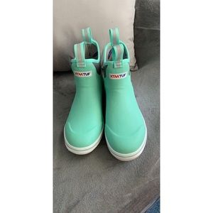 XTRATUF BOOTS- BRAND NEW